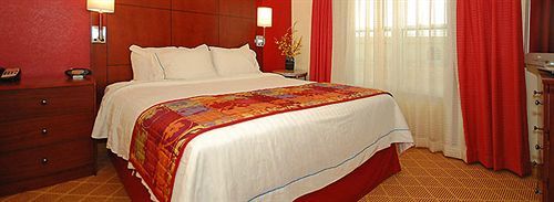 Residence Inn Падука Екстериор снимка
